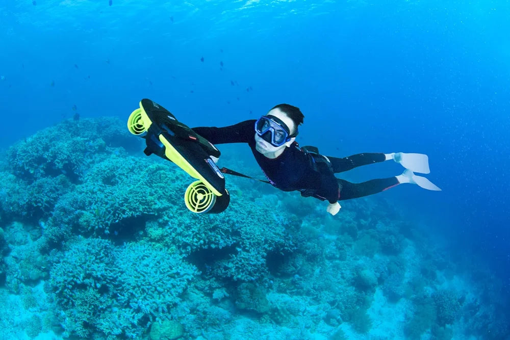 G Camolech Sublue Navbow Smart Electric Underwater Scooter for Diving Snorkeling in the Water Hand-held Diving Equipment